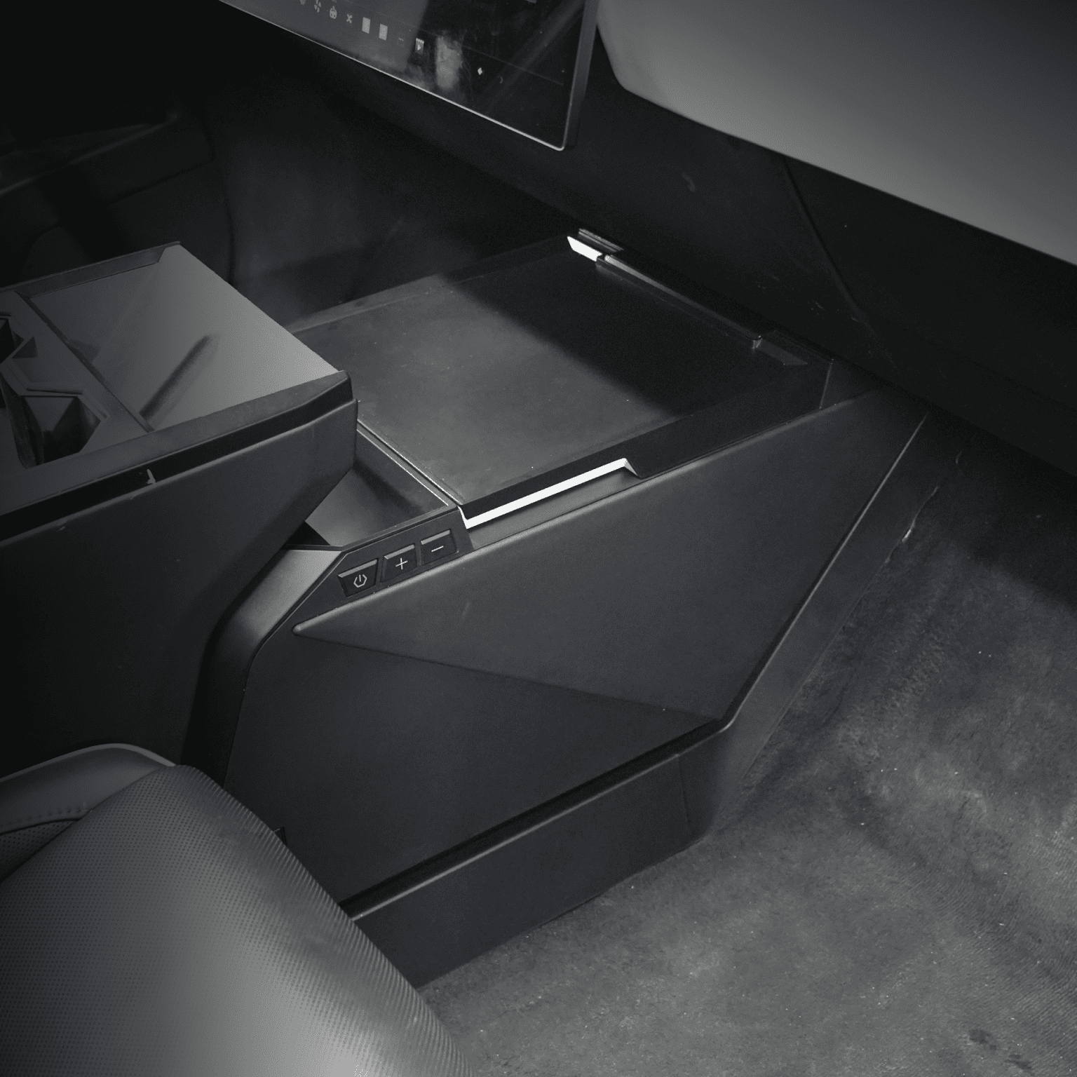18L Center Console Floor Refrigerator for Cybertruck - CyberGearcoCyberGearco