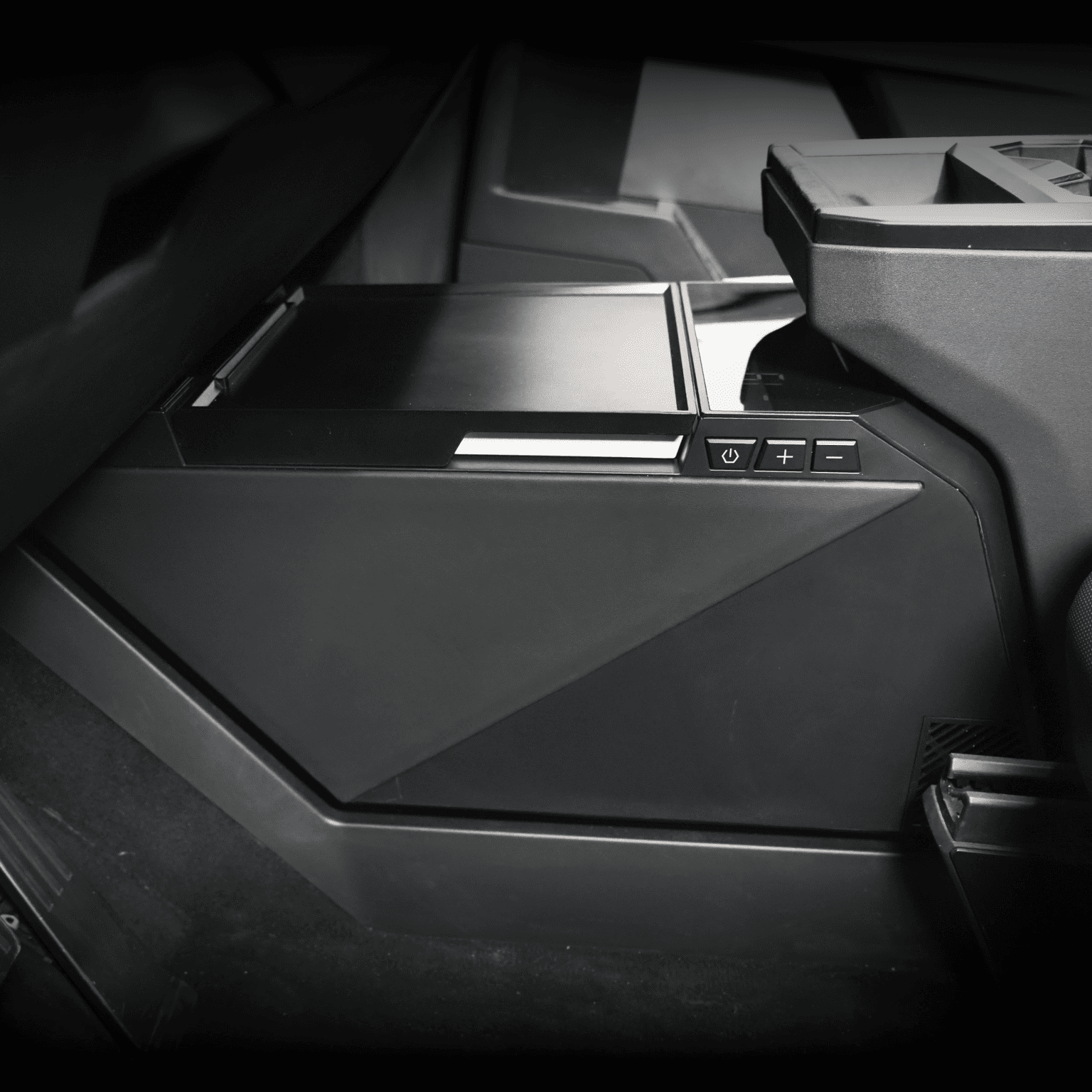 18L Center Console Floor Refrigerator for Cybertruck - CyberGearcoCyberGearco