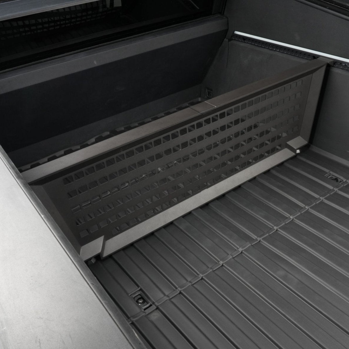 Adjustable Vault Cargo Divider Compatible with Bed Mat For Cybertruck - CyberGearcoCyberGear