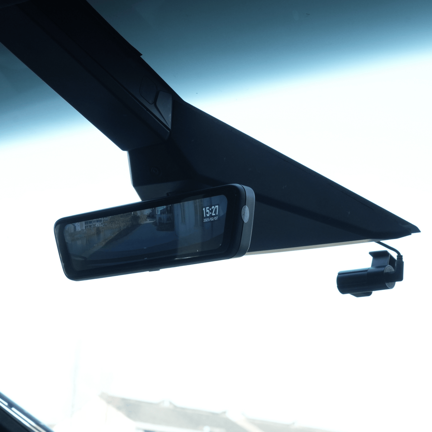 Tesla Cybertruck Streaming Rearview Mirror - CyberGearcoCyberGearco