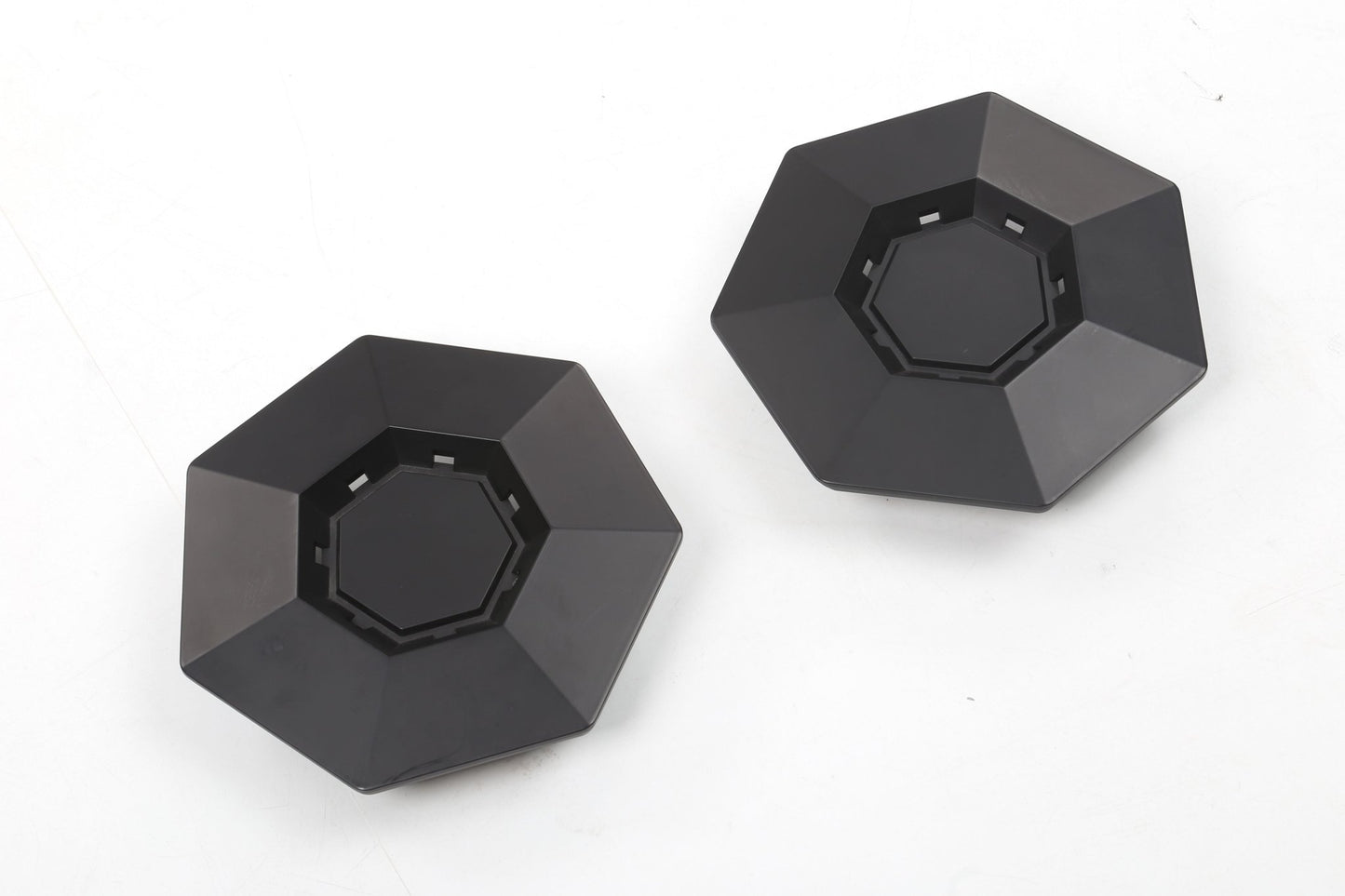 Tesla Cybertruck Wheel Center Cap Set - CyberGearcoCyberGear
